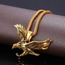 Retro Punk Turquoise Bull Head Pendant Necklace for Men Fashion Hip Hop Motorcycle Riding Trend Cool Personalized Jewelry