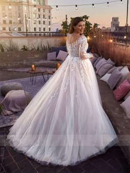 Customized Plus Size V-Neckline Lace Appliques Long Sleeves Wedding Gowns Backless Zipper With Buttons Bridal Dress