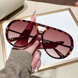 Oversized Pilot Sunglasses 2025 New Vintage Double Bridge Sun Glasses Women Trendy Luxury Brand Design Outdoor Shades