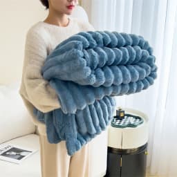 Soft Plush Warm Winter Blanket Carving Thick Cozy Bedspreads and Coverlets for Bed Sofa Throw Blanket Single Couple Size