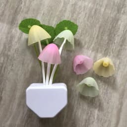 Novelty Lotus Leaf Mushroom Light Control Induction Colorful LED Night Lamp Creative Baby Bedside Wall Decor Bedroom Accessories