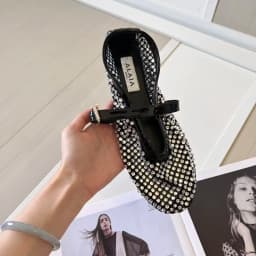 Ins Top Blogger Favorite Fishnet Leather Flat Mules French High-end Elegant Pointed-Toe T-Strap Mary Jane Ballet Shoes Luxury Breathable Summer Sandals