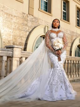 Luxury Sparkling Bead Wedding Dresses for Bride Mermaid Long Sheer Sleeves African Women Bridal Gowns Robe De Mariee Customized