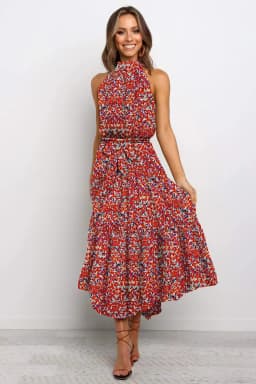 Women's Halter Neck Maxi Dress - Floral Print Boho Chic Smocked Waist Summer Beach Dress for Vacation Casual Wear