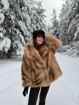 Brown Stripes Gradient Premium Faux Fox Fur Coat Women’s Fashion Iconic Plush Outwear High Street Vintage Cozy Everyday Outfit
