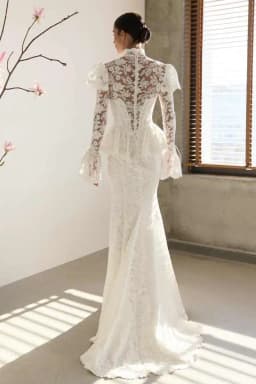 Elegant Mermaid Wedding Dress Long Sleeve High Collar Applique Lace Bride Gown Customized Vestido De Novia