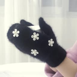 New Women Winter Keep Warm Plus Velvet Inside Thicken Full Finger Female Flower Pearl Cute Lovely Long Rabbit Fur Mittens Gloves