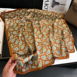 2025 New Paisley Print Square Scarf Soft Satin Bandana Vintage Windproof Head Wrap Shawl Imitation Silk Travel Beach Towel