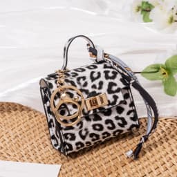 Light Luxury High-end Coin Purses Fashionable Exquisite Bag Accessories New Silk Scarf Bracelet Portable Mini Keychain Pendants
