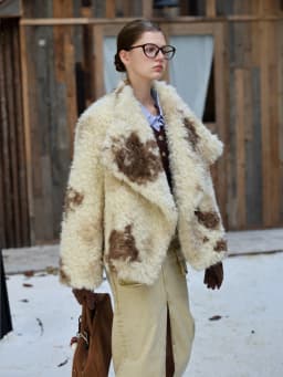 Lamb Fur Jacket Short Thickened Eco-friendly Leather Short Coat Casual Style Warmth for Winter Women's Fashion Outerwear