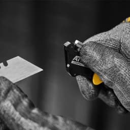 Dewalt Push and Flip Folding Utility Knife Universal Folding Knife Slide & Click Compact Series Cutting Tool NO.DWHT10990