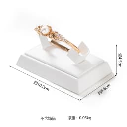 Luxurious Exhibitor Set Jewelry Display Stand White Leather Necklace Pendant Organizer Jewelry Window Counter Display Showcase