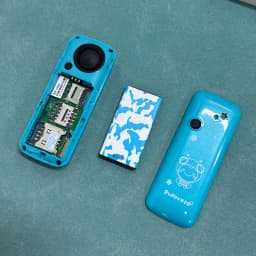 COCOBEIR D666 2G Cute Mini Cellphone Dual SIM Card Camera FM Radio Bluetooth Alarm 1500mAh GSM Mobile Phone Multi-language
