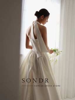 Sondr Elegant Halter Backless Evening Dress Korean Wedding Photo Shoot Floor Length Ivory Pleat Party Event Gown Customized