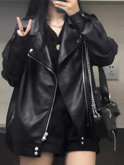 Black PU Leather Jacket Women's Loose Cotton Inserted American Style Retro Coat Street Style Long Sleeve V-Neck Regular Length