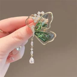 Vintage Exquisite Crystal Maple Leaf Brooch Pin for Women Trendy Clothing Collar Corsage Badge Lapel Brooch Wedding Jewelry Gift