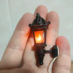 1pcs Mini Dollhouse Fashion Pocket Mini Can Be Bright Wall Lamp(No Battery) Decor Accessories Dollhouse Furniture Toys