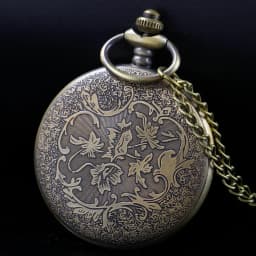 Antique Exquisite Flying Dragon Embossed Quartz Pocket Watch Men's Necklace Pendant Clock Women's Jewelry Accessories Gift