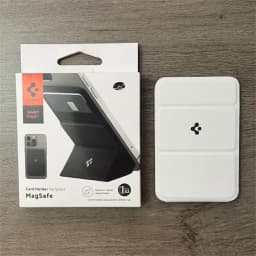 Spigen Leather Smart Fold For MagSafe Card Holder For iPhone 18 17 Air 12 13 14 Plus 15 16 17 Pro Max Folding Bracket Card Bag