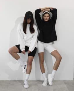 Pullover Loose Fit Hoodie Casual with Crew Neck Long Sleeve Standard Length Single Pullover Closure Japanese Korean Women Hoodie