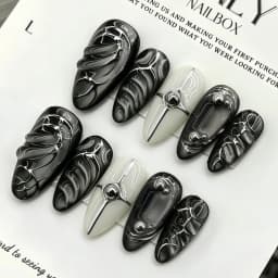 24Pcs Y2k Almond Acrylic Nails Full Cover 3D Diamond Black Nail Art Sweet Cool French Wearable Fake Nail Manicure Tips for Girls