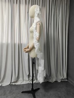 Customized Mantilla Veil with Eyelash Lace, Single Tier 1m/1.5m/2m Wedding Veil with Hidden Comb, Eyelash Lace Ivory Bridal Veil