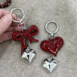 Cute Spring Buckle Red Love Key Chain Acrylic Fashion Bow Pendant Keychain Creative Bag Hanging Decoration Bag Accessories