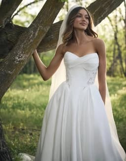 Modern Strapless Satin Wedding Dresses With Structured Bodice A Line Lace Applique vestido de novia boda 2026 Customized