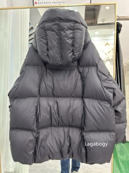 Lagabogy 2025 New Winter Thick Warm Puff Jacket Women 90% White Duck Down Coat Female Hooded Medium-length Loose Zipper Parkas