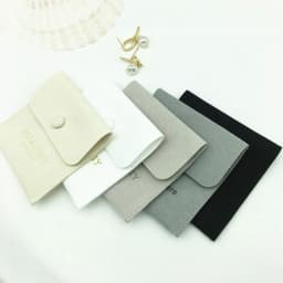 50 Personalized Logo Size Microfiber Jewelry Gift Pouch Velvet Snap Button Rings Earrings Packaging Organizer Wedding Favors Bag