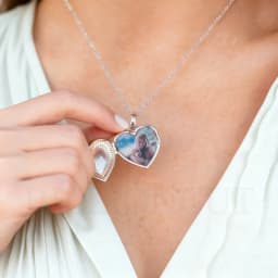 Custom Engraved Text Photo Openable Memory Pendant Necklace Personalized Heart Locket Necklace Birthday Valentine's Day Gift
