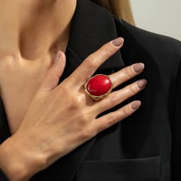 Retro Exaggerated Oval Red Resin Imitation Gemstone Metal Hammered Wide Face Ring for Women Charm Finger Jewelry Accessories