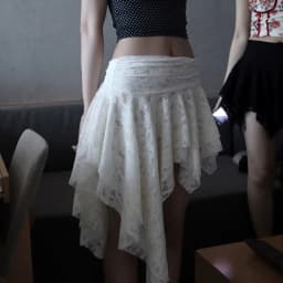 Romantic Pure Desire Sexy Lace Splice Asymmetrical Wave Half Skirt Pleated A-Line Short Skirt Korean Style Commute