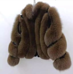 Luxury Genuine Silver Fox Fur Jacket Real Natural Coat Full Sleeves Winter Plush Red Outerwear for Fashionable Cold Weather