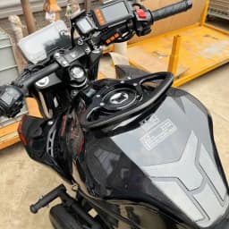 For YAMAHA MT-03 MT-07 MT-09 MT-10 MT-15 MT-25 MT09 MT03 Accessories Passenger Handgrips Hand Grip Grab Bar Tank Handle Armrest