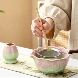 6PCS Japanese Matcha Tea Sets Flower Shaped Matcha Bowl Bamboo Matcha Whisk and Tea Scoop for Tea Lovers Gifts Tea-making Tools