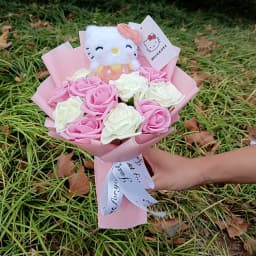 Genuine Hellokitty Kuromi Cinnamoroll Plush Dolls With Artificial Flowers Bouquets Christmas Valentine Graduation Birthday Gifts
