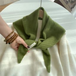 100% Wool Women's Knitted Triangle Scarf Shawl Warmth for Autumn and Winter Multifunctional All - Match Small Scarf for Ladies