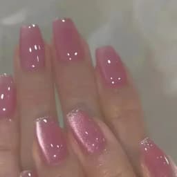 24Pcs Medium Short Square False Nails Glittering Nail Art White Wearable Fake Nail Silver French Full Cover Press on Nail Tips