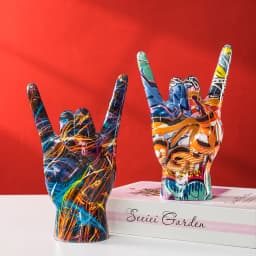 Graffiti Rock On Hand Statue Model Gesture Figurines 20cm Music Band Room Bookshelves Desktop Living Room Decor Modern Art Pop