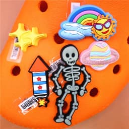 Original Space Alien Designer Shoe Charms 5pcs/lot Shoe Buckle Accessories Luxury Rainbow Sun Clog Dog Upper Jewelry Decorations