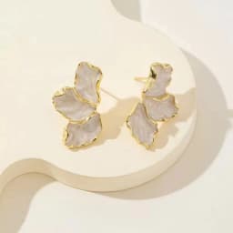 2PCSFashion Delicate Gold Plated Lrregular Back Earrings Heavy Design High Quality Cream Flower Earrings, The Best Family Gift F
