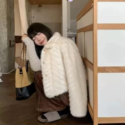 Chic Cream Women Faux Fur Jacket Lapel Collar Button Down Coat Long Sleeve Cropped Loose Luxury Cozy Winter Outerwear Top