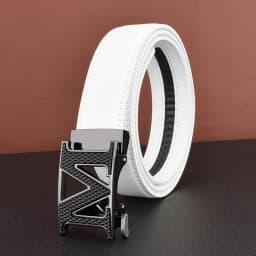 High Quality M Letter White Men Designer Shapes Luxury Brand Automatic Belt Buckle Cow Cow Cow Wait Blood Die