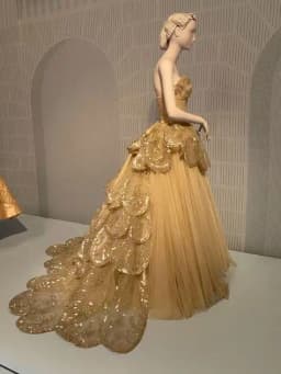 FATAPAESE Customized Gown Strapless Beaded Sparking Gems Stones Bodice Tiereed Tulle Organza Skirt Floor-length Clothes
