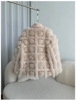 2025 New Style Real Fox Fur Coat Winter Women Loose Style Knitted Cardigan Jacket blended Thick Warm