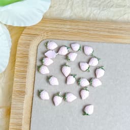 30PCS Simulated Cute Strawberry Nail Art Charms Creative Colorful Strawberry Resin Nail Decorations for DIY Hairpin Nails Crafts