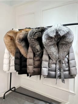 2025 Luxury Winter Large Natural Silver Fox Fur Hooded 90% Goose Down Jacket Women Thickened Warm Coat Waterproof Belted Parkas