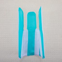 ●Sock Threader Sock Aid Tool Easy On & Off Stocking Slider For Elderly Socks Helper Puller With Adjustable Cords Without Bending