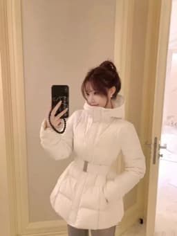 Chic Women's Cotton Padded Jackt with Large Fur Collar Waist-Cinching Mid-Length Parkas Korean Trendy Warm Commute Outerwear